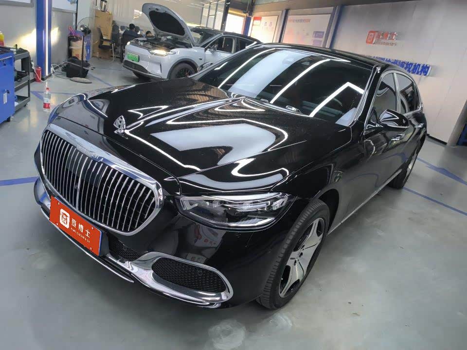 Mercedes-Benz Maybach S-Class
