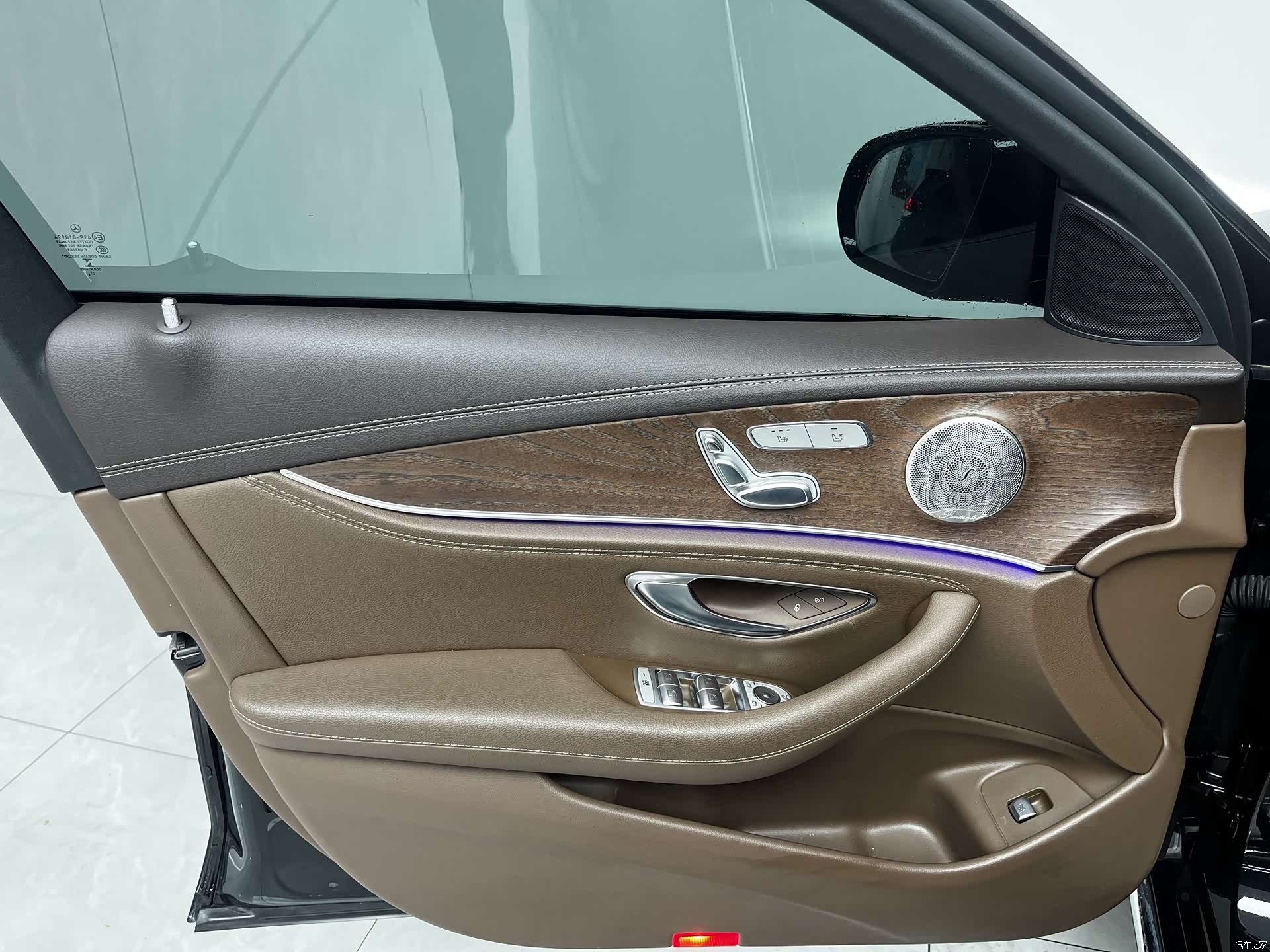 Mercedes-Benz E-Class, 2022 17