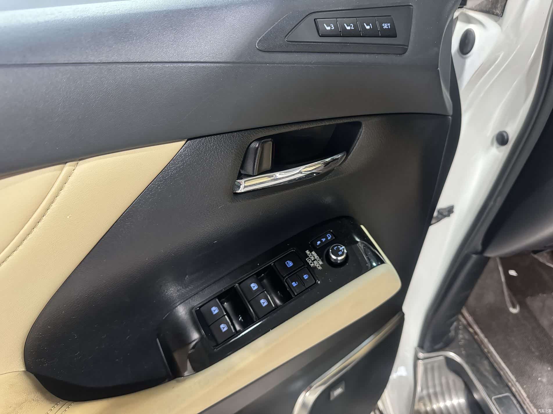Toyota Alphard, 2017 12