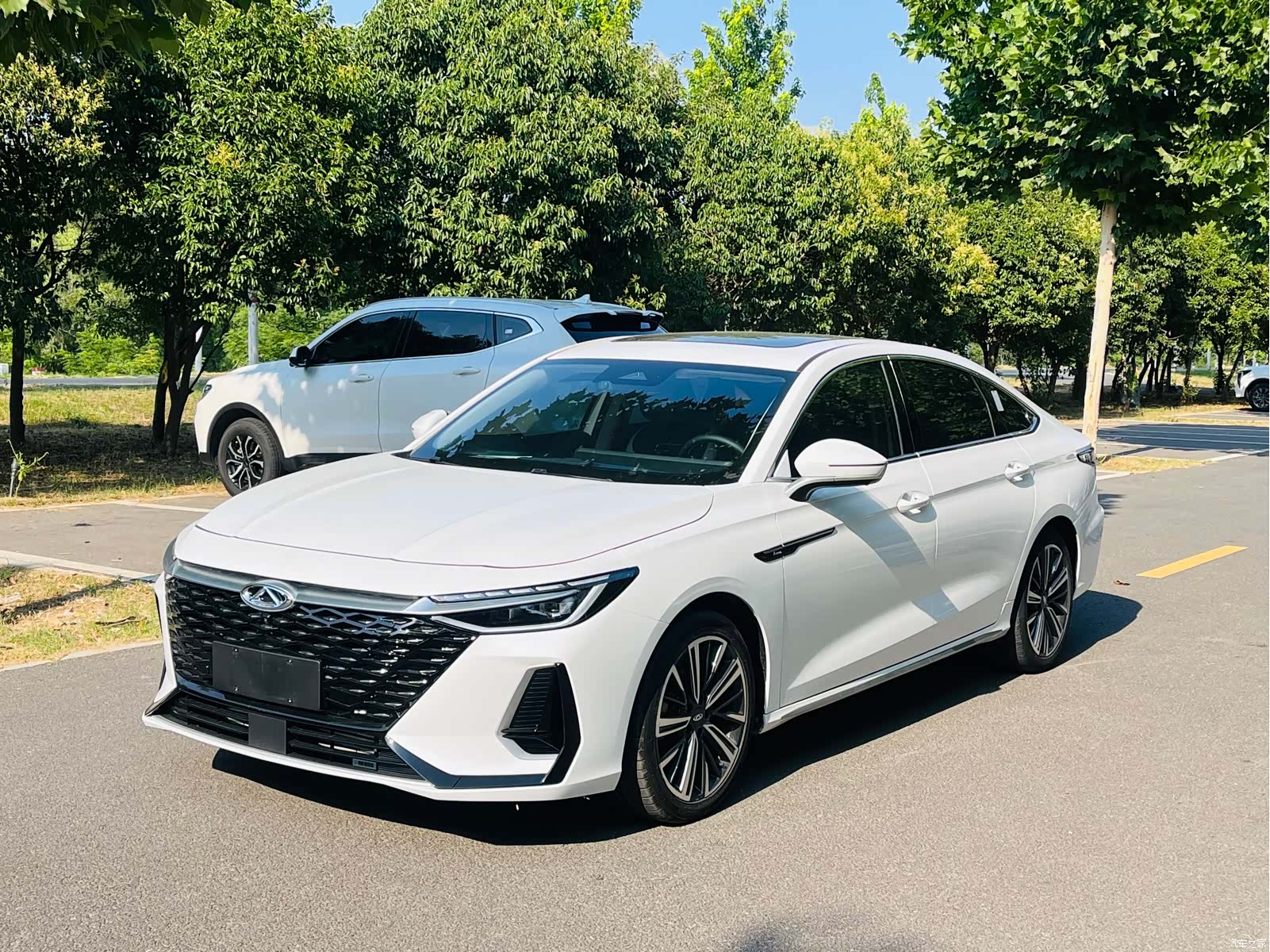 Chery Arrizo 8, 2024 1