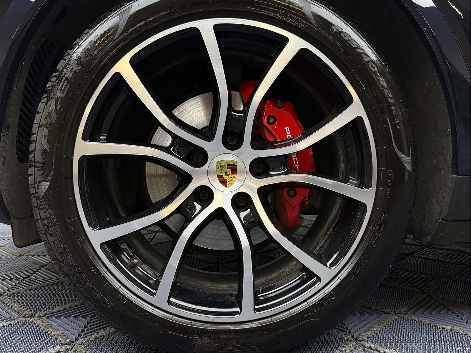 Porsche Cayenne, 2023 3