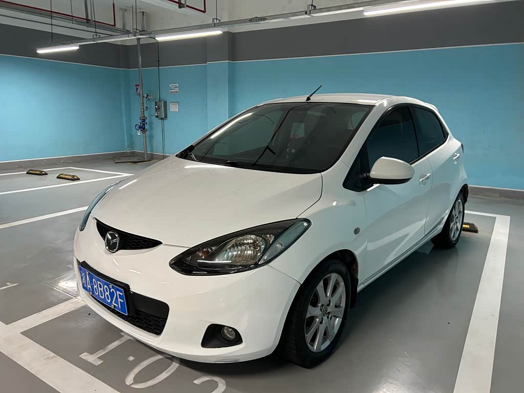 Mazda 2
