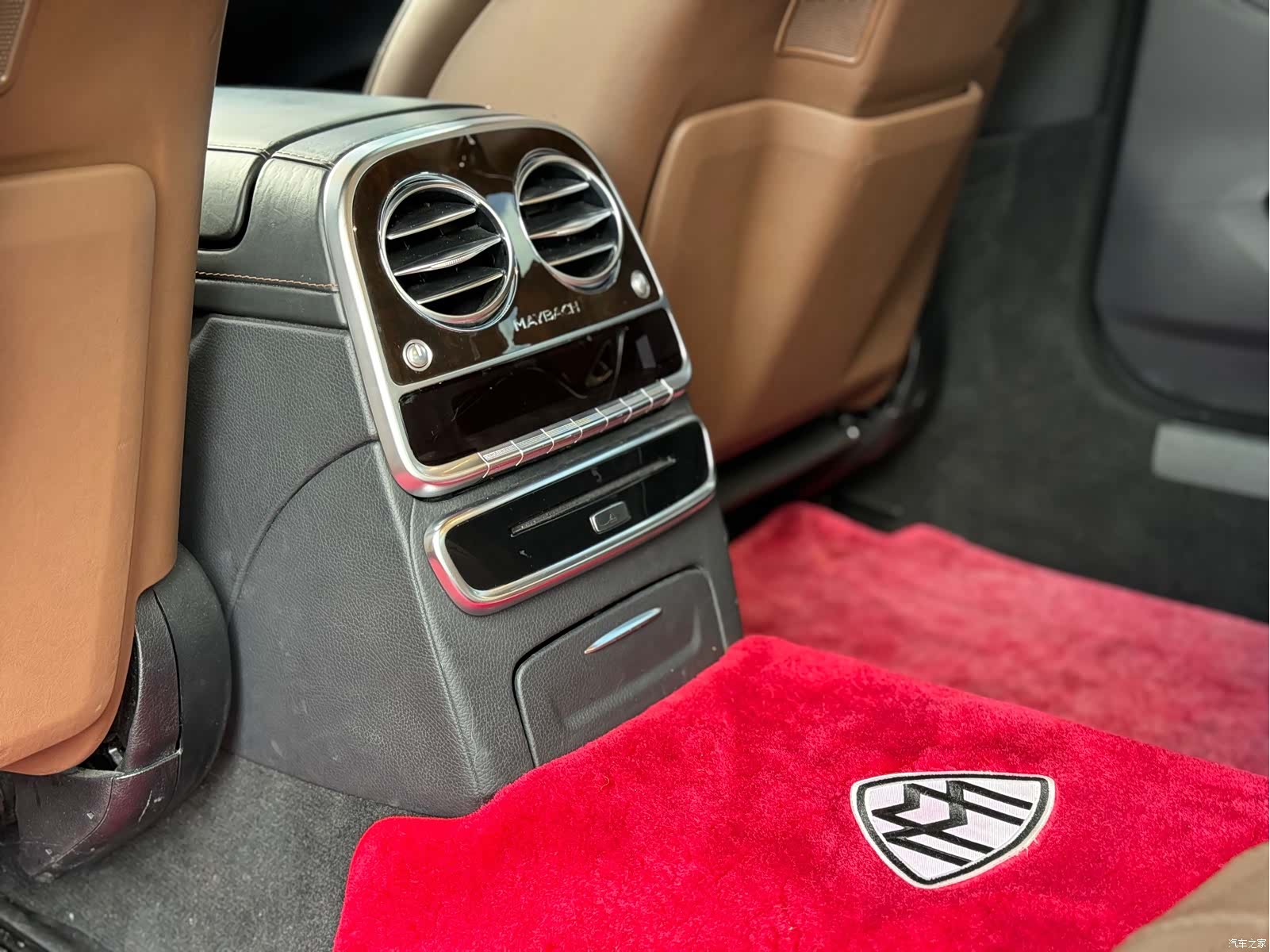 Maybach S-Class, 2018 18