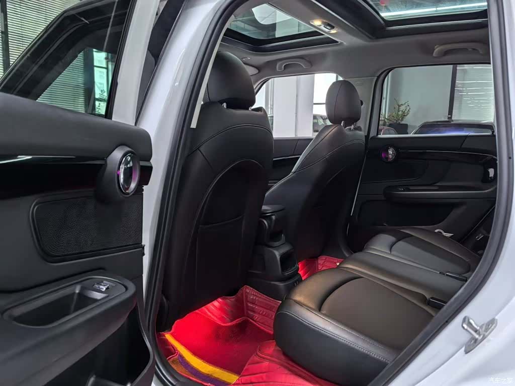 Mini Countryman, 2020 все фото