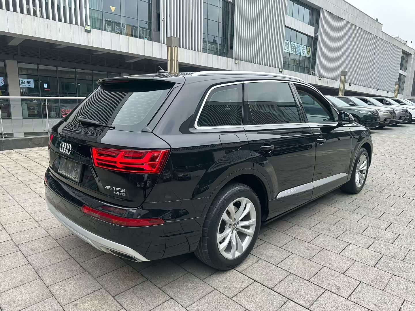 Audi Q7, 2019 10