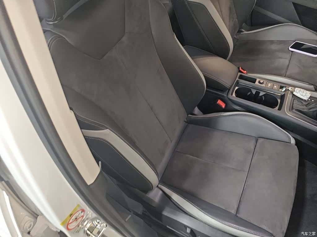 Audi Q3, 2021 25
