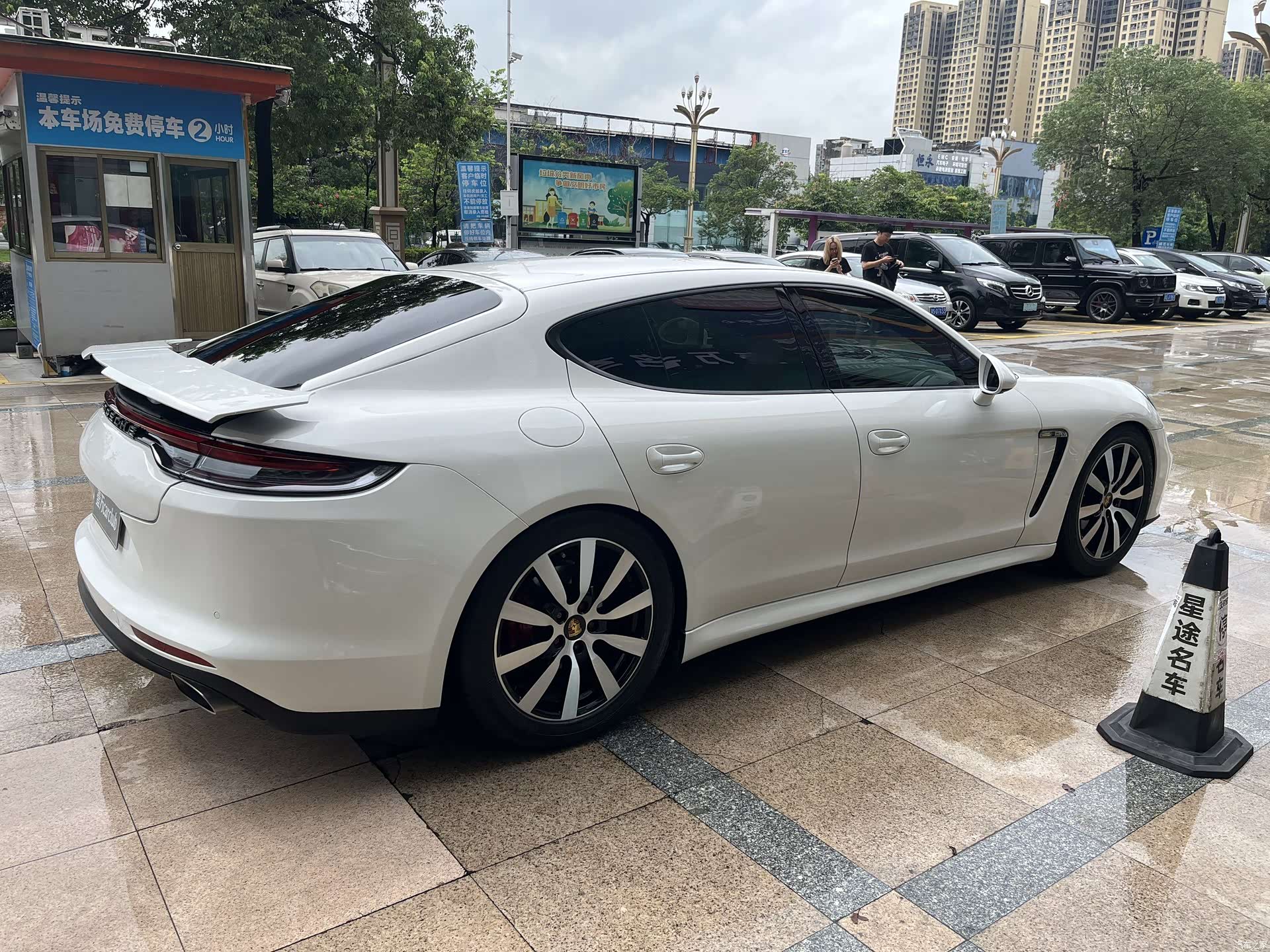 Porsche Panamera, 2011 11