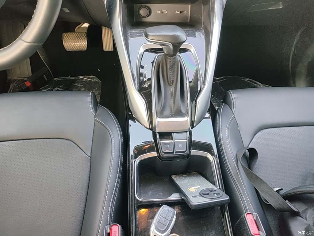 Maxus G50, 2022 14