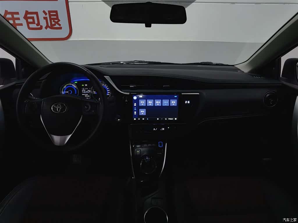 Toyota Corolla, 2018 все фото