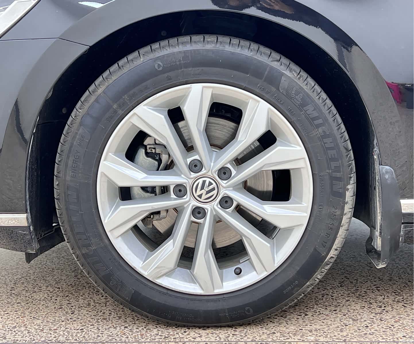 Volkswagen Magotan, 2018 10