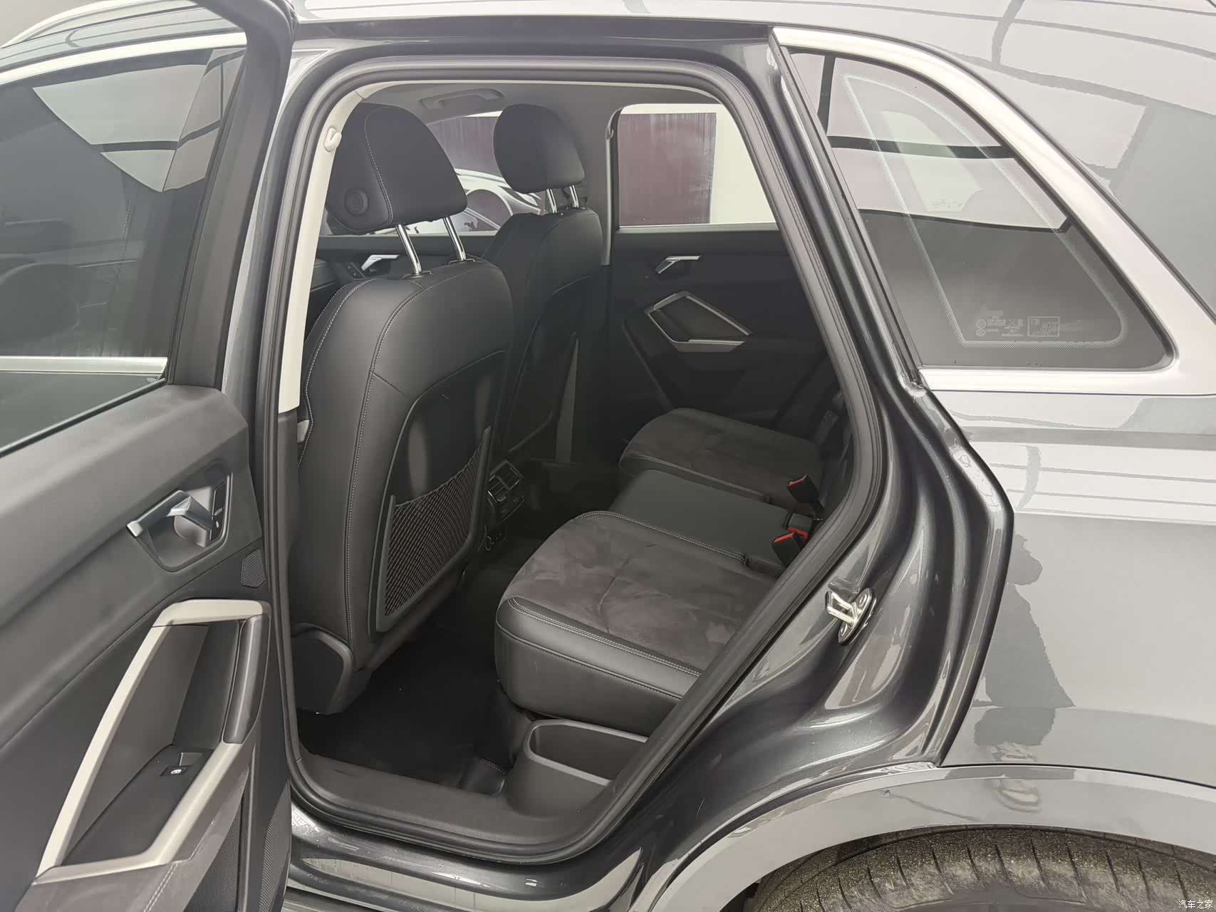 Audi Q3, 2023 8