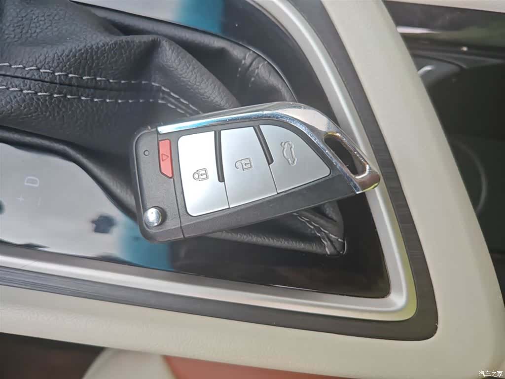 Buick GL6, 2021 9