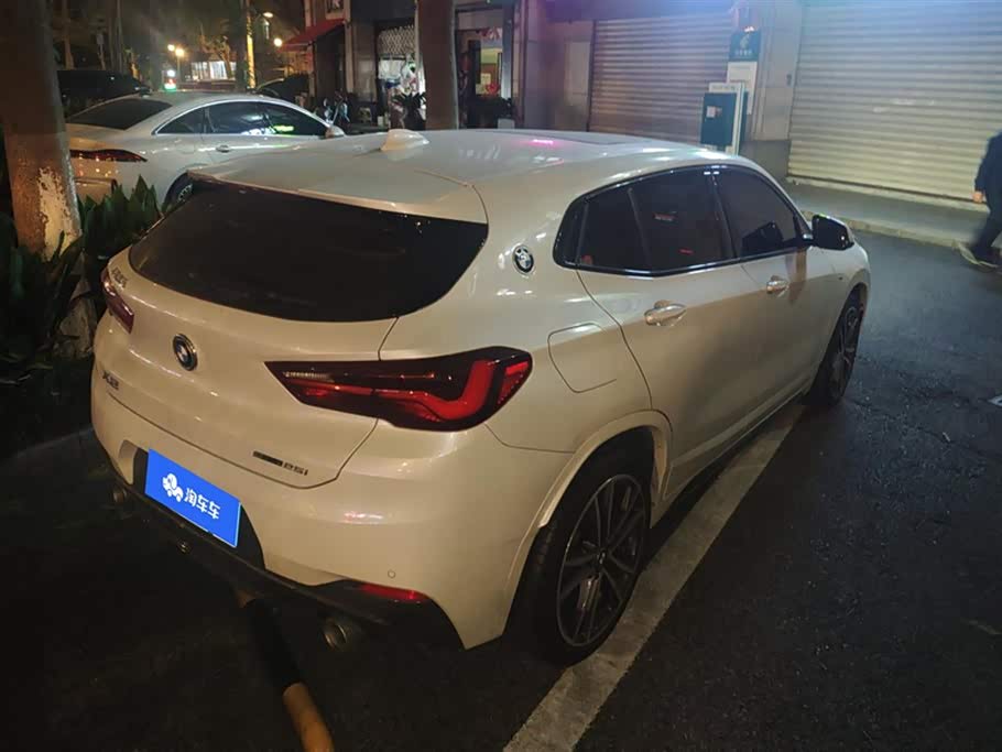 BMW X2