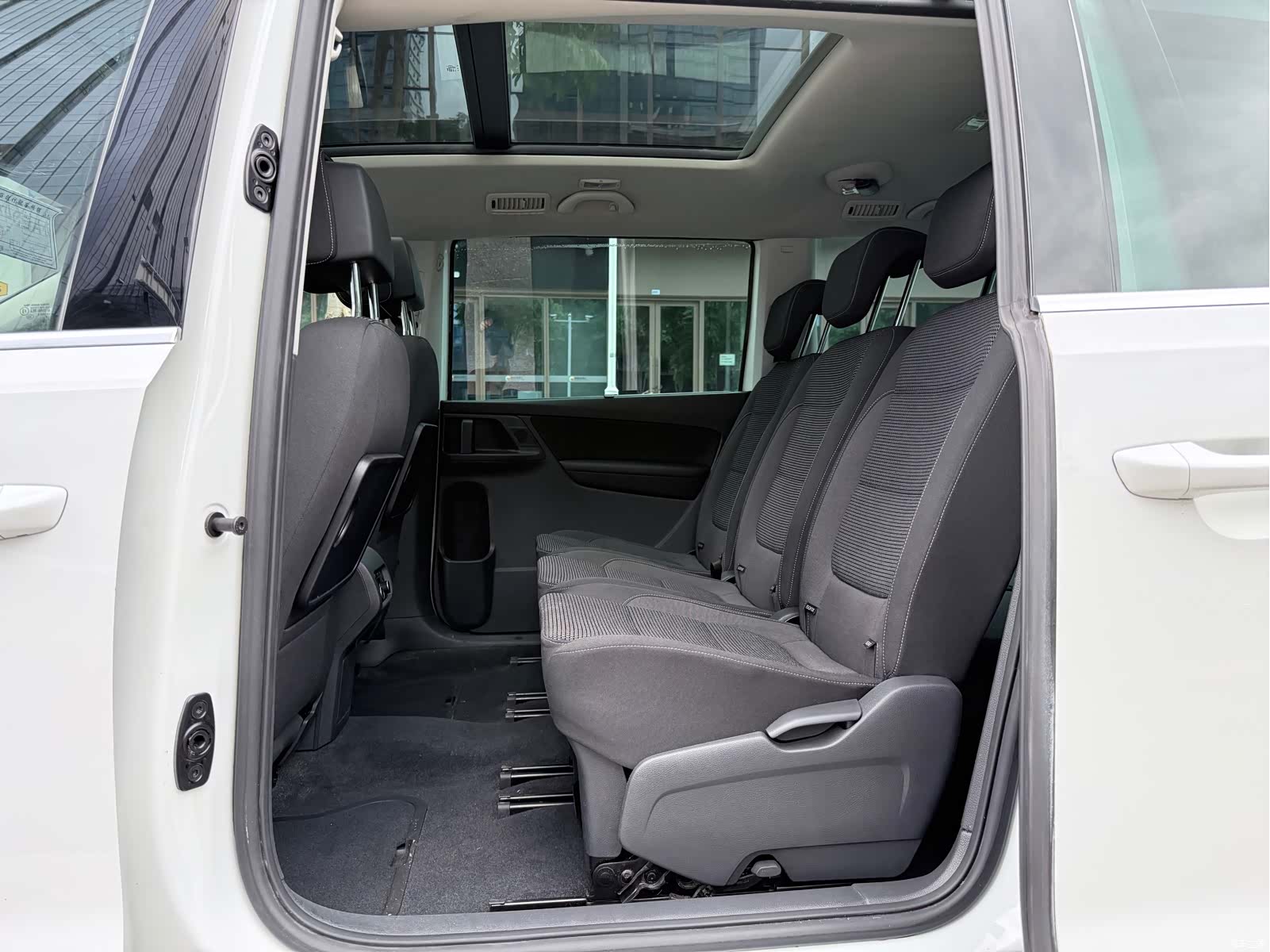 Volkswagen Xia, 2016 7