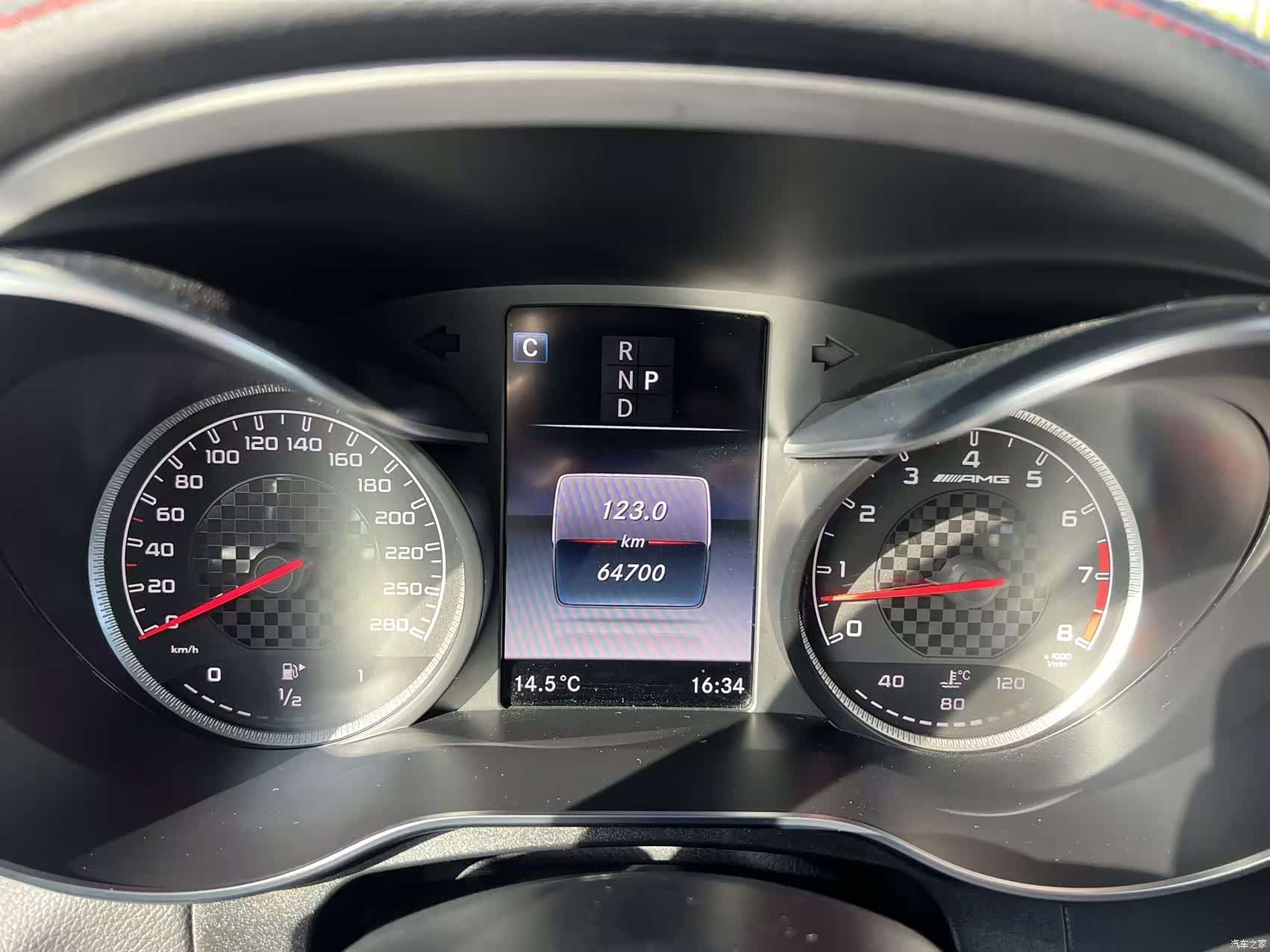 Mercedes-Benz GLC, 2018 16