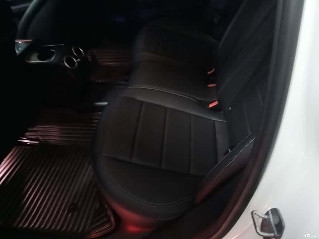 Mercedes-Benz E-Class, 2018 17