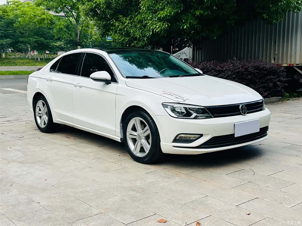 Volkswagen Lamando, 2016 3