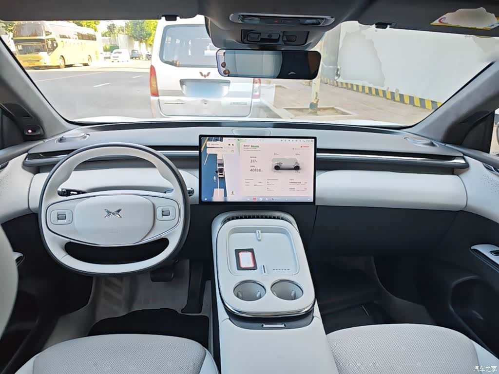 Xpeng G7, 2025 10