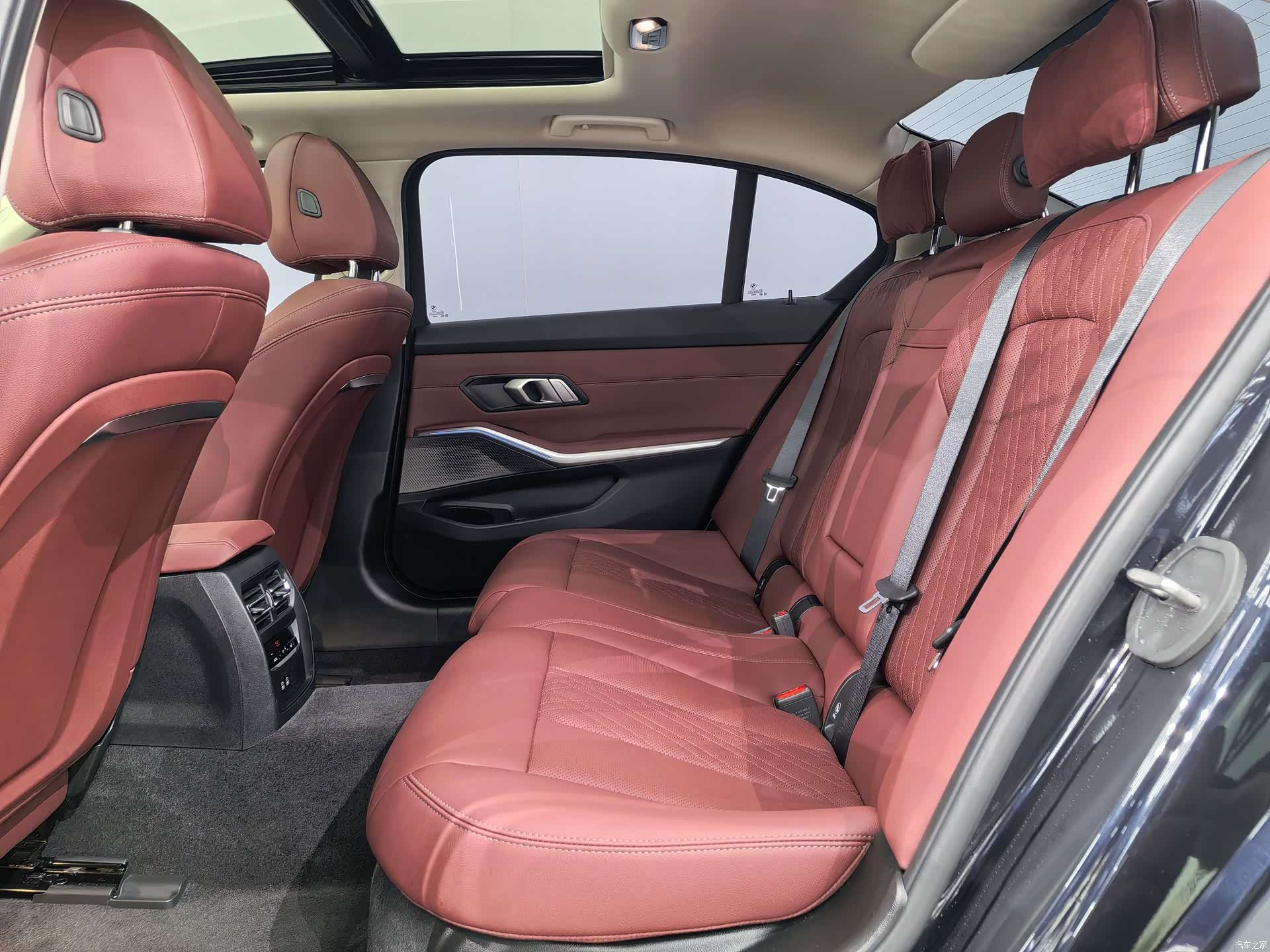 BMW i3, 2024 16