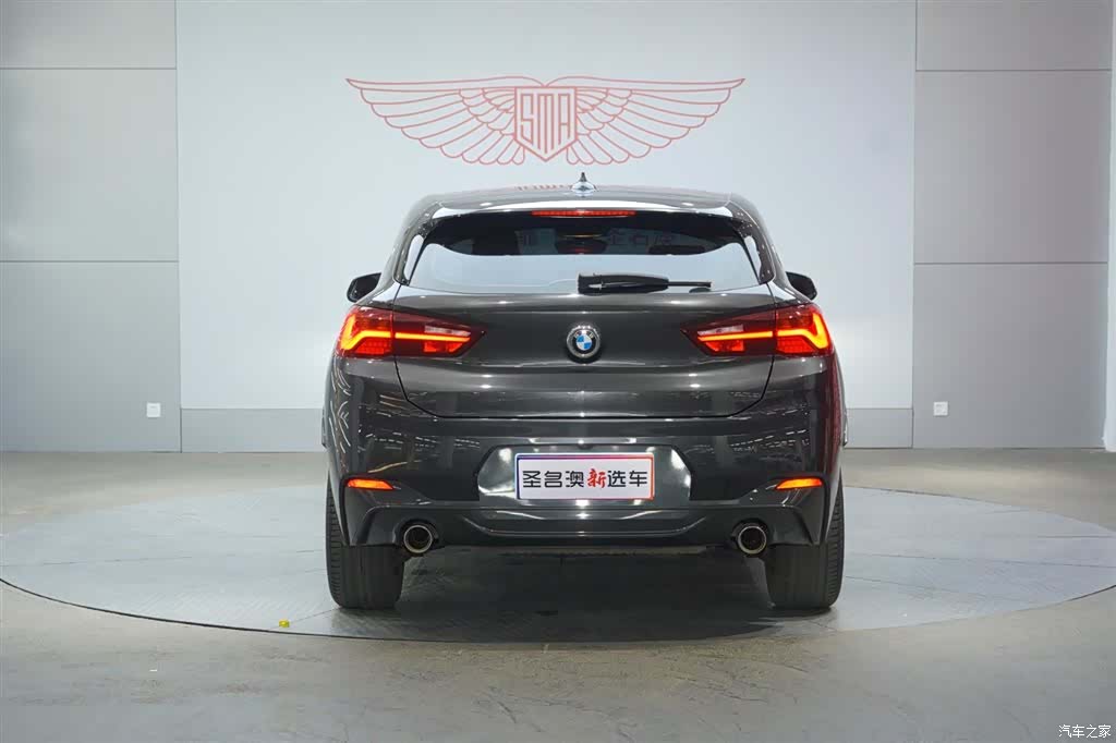 BMW X2, 2022 все фото