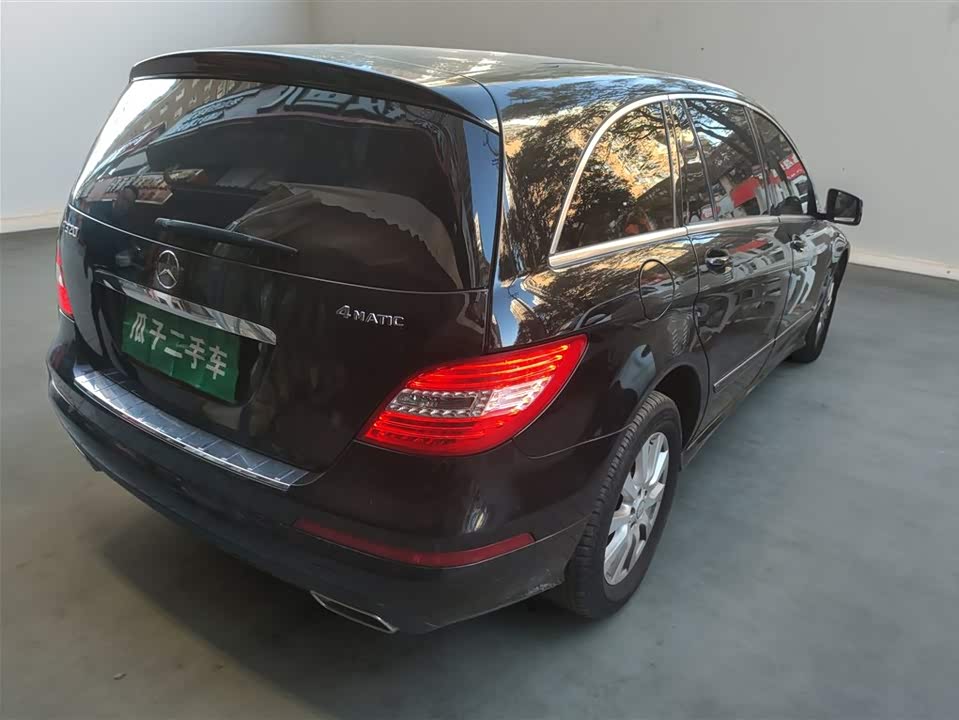 Mercedes-Benz R-class