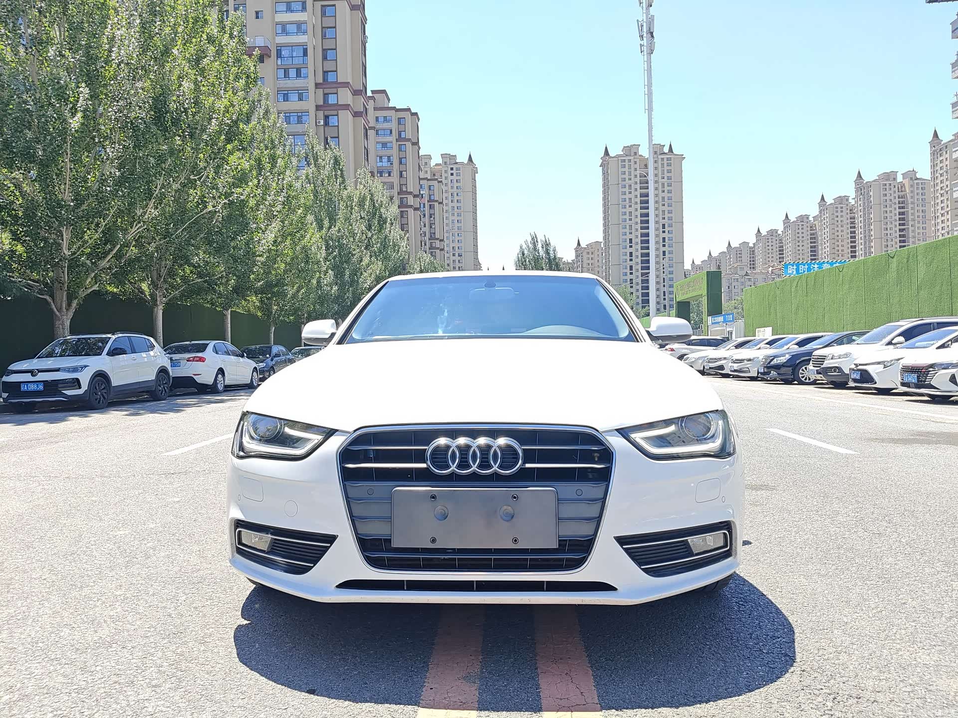 Audi A4L, 2015 2