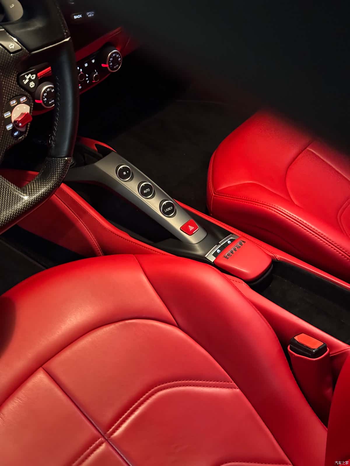 Ferrari 488, 2019 16