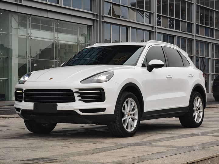 Porsche Cayenne 2019 — фото 1