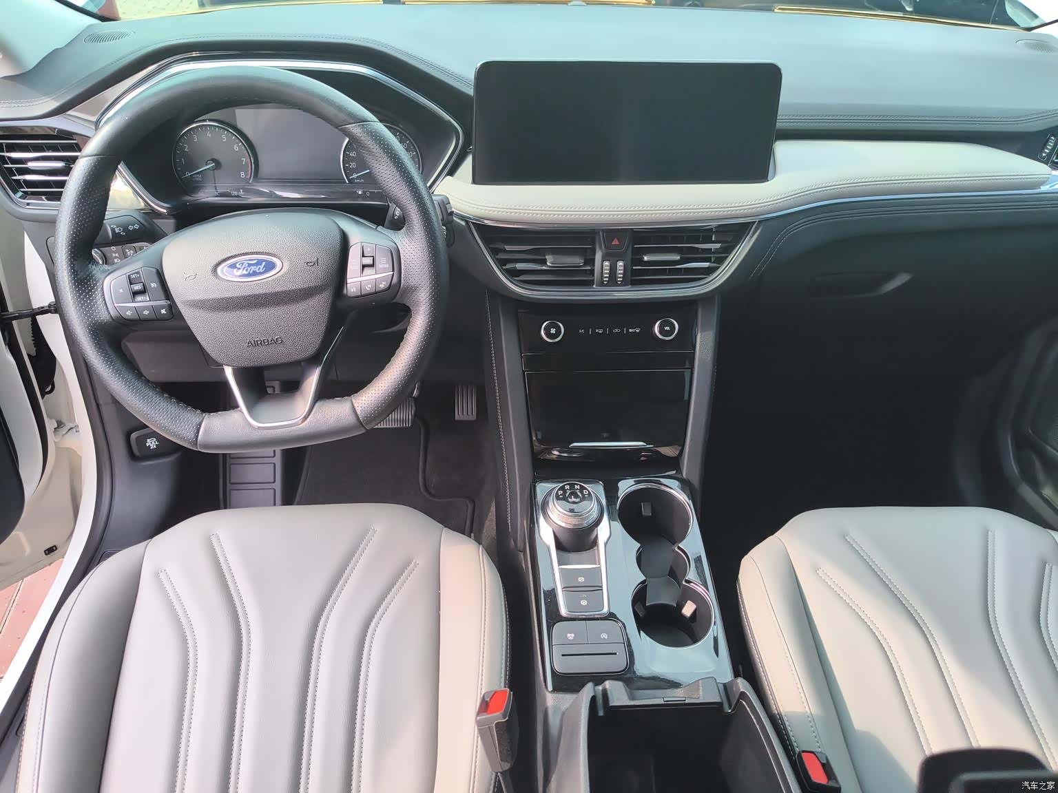 Ford Escape, 2021 все фото