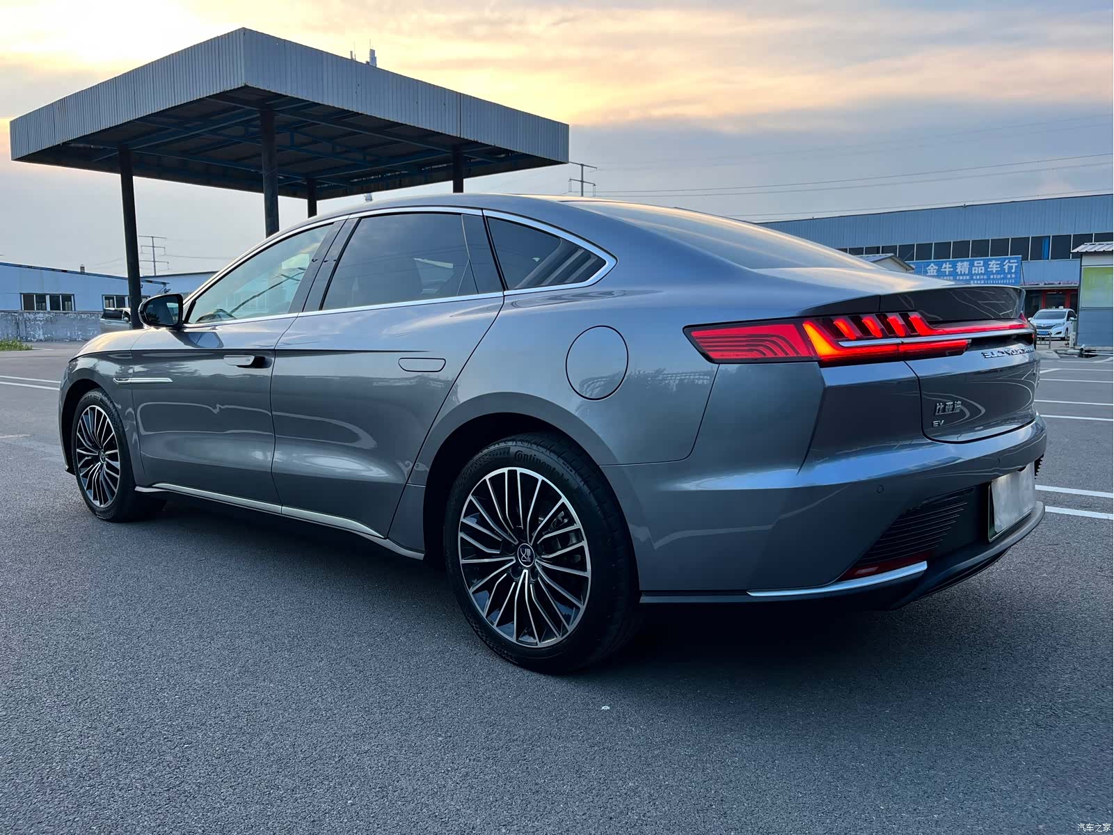 BYD Han, 2023 19
