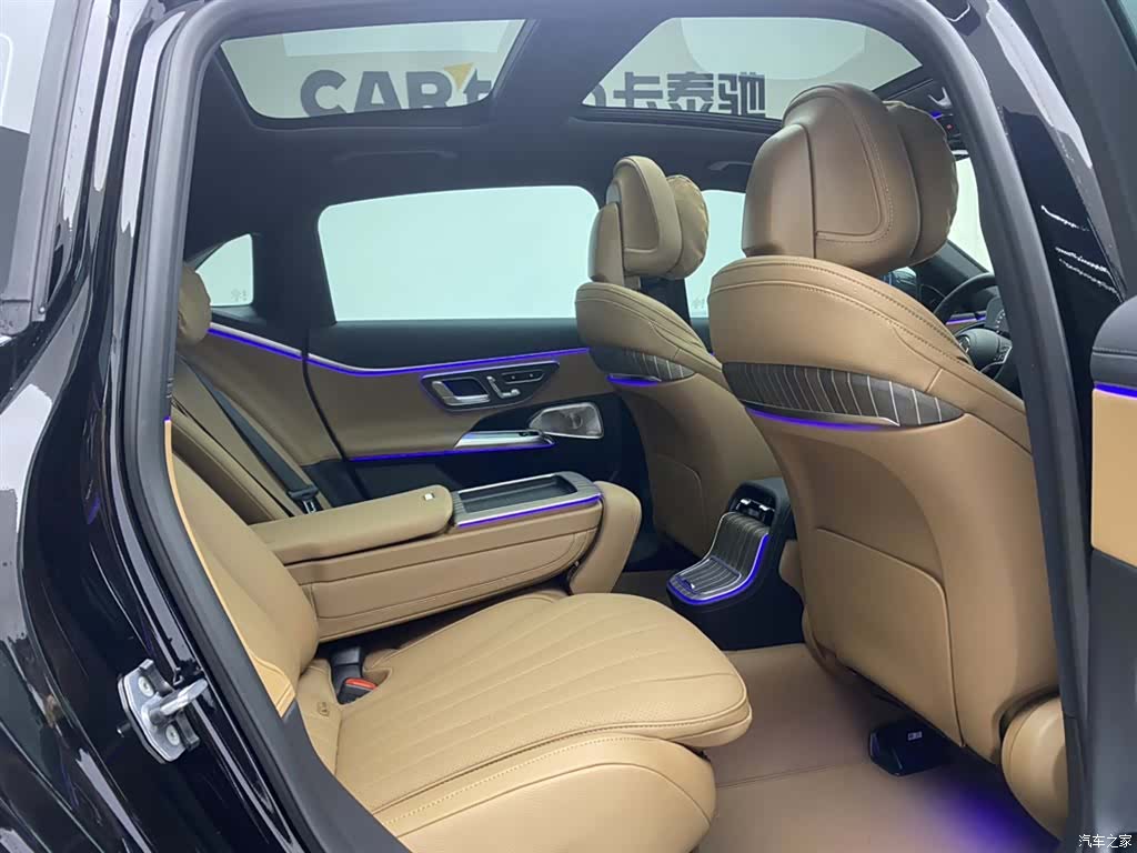 Mercedes-Benz E-Class, 2026 24