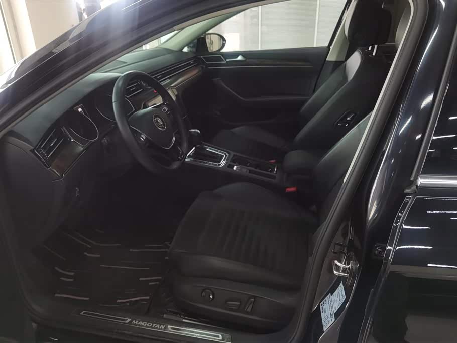 Volkswagen Magotan