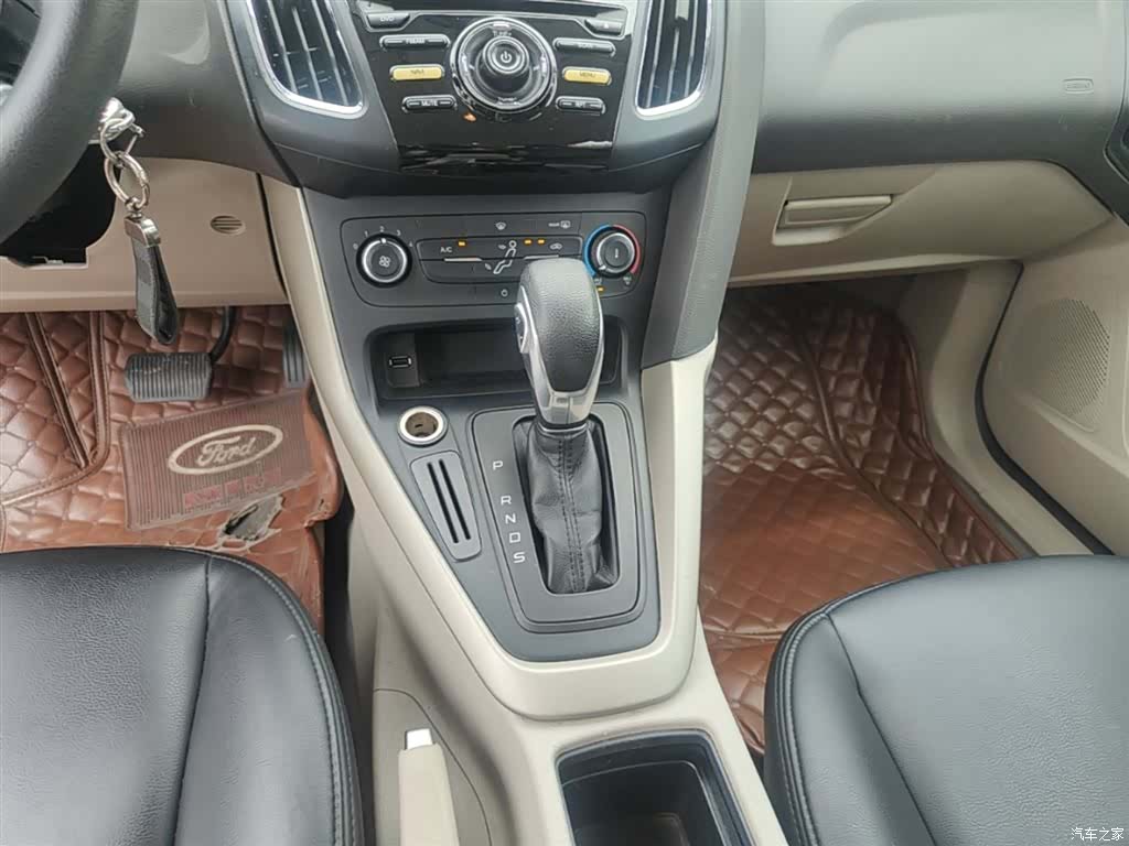Ford Focus, 2015 14