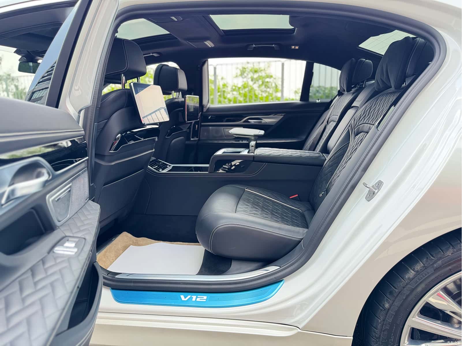 BMW 7 Series, 2022 12