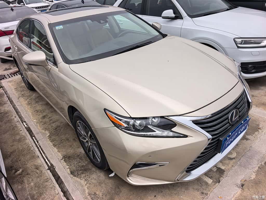 Lexus ES, 2016 3