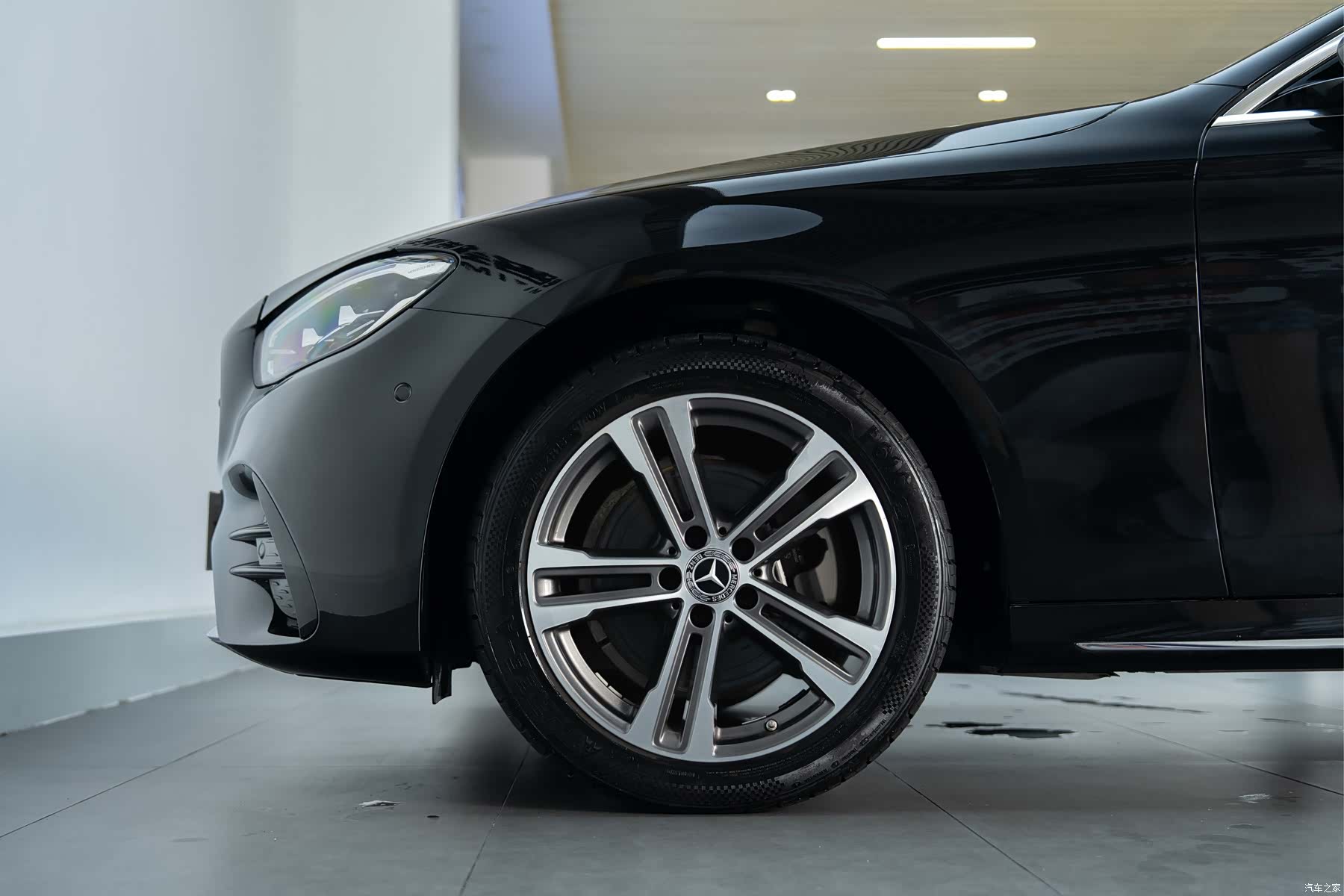 Mercedes-Benz E-Class, 2022 8
