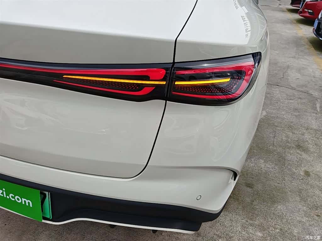 BYD Seal, 2024 8