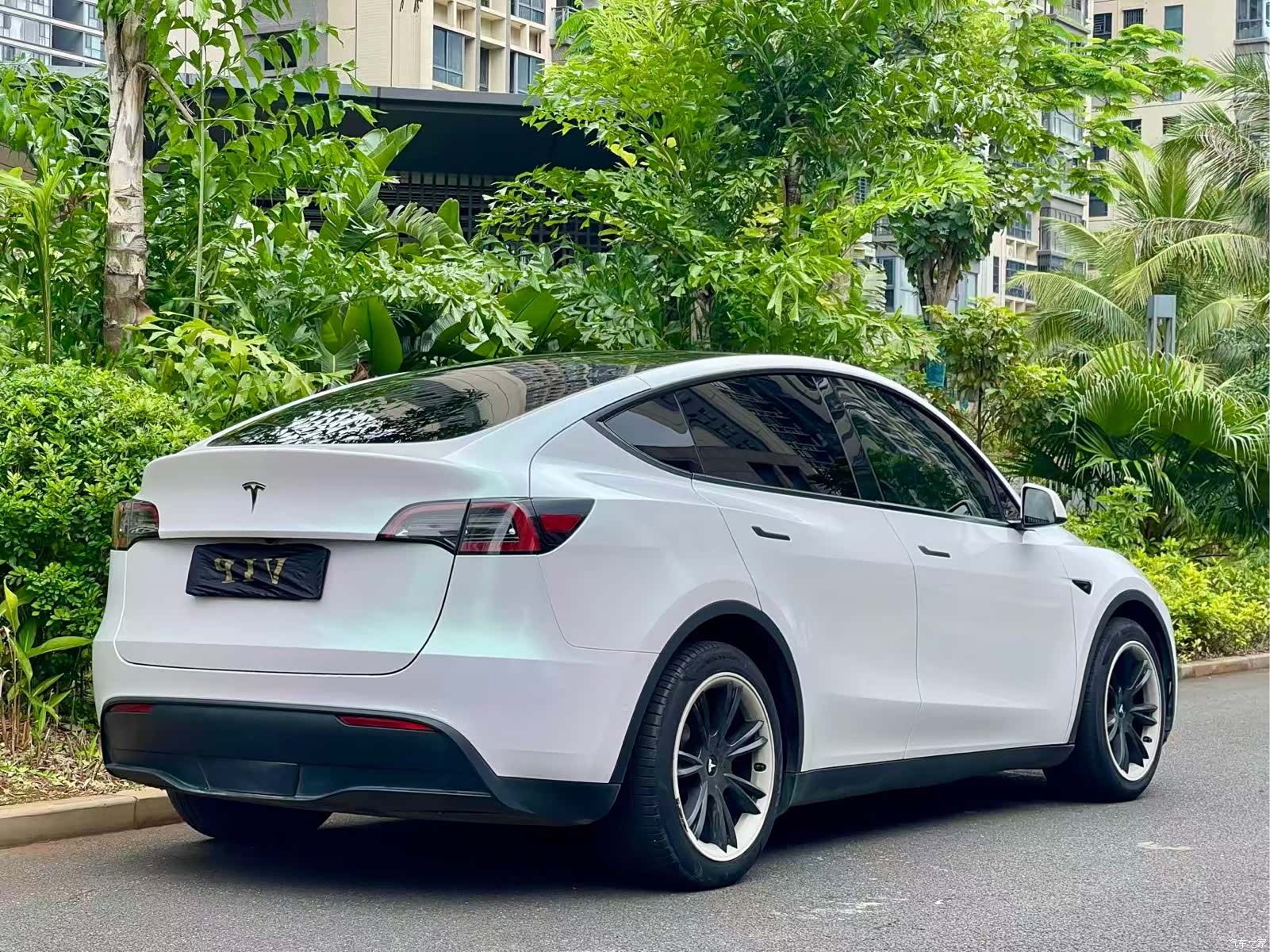 Tesla Model Y, 2021 18
