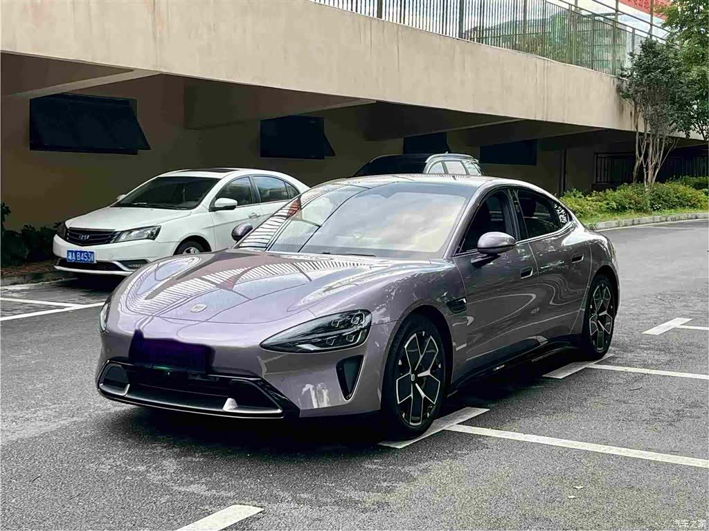 Xiaomi SU7, 2025 1