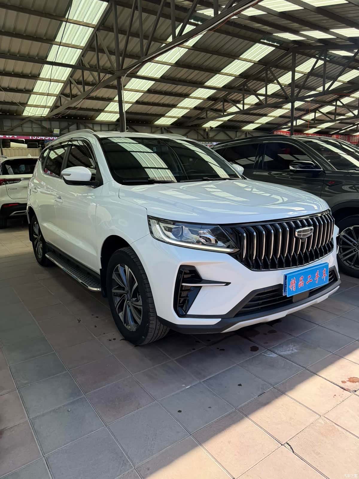 Geely X6, 2022 3