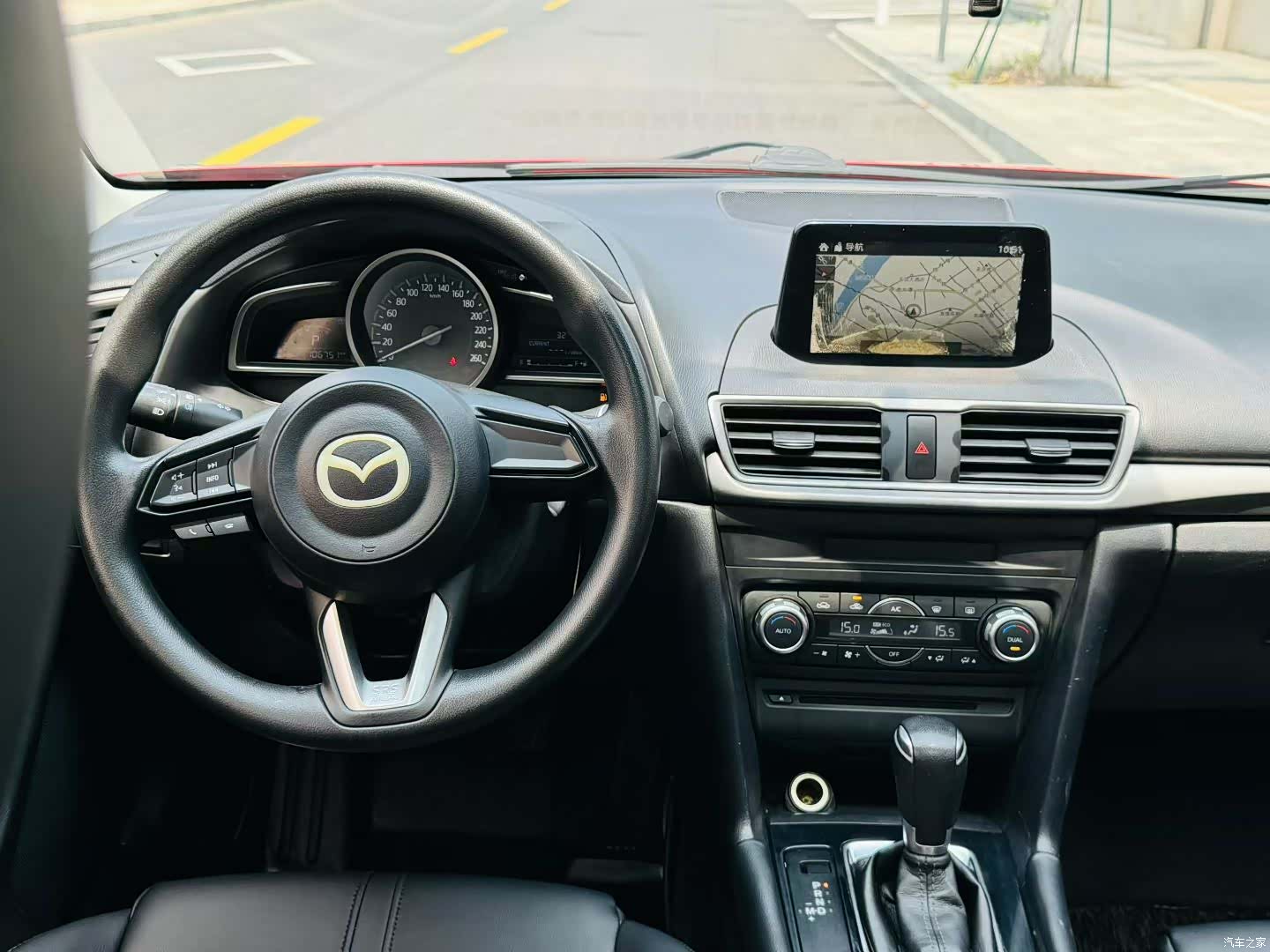 Mazda Mazda3, 2017 все фото