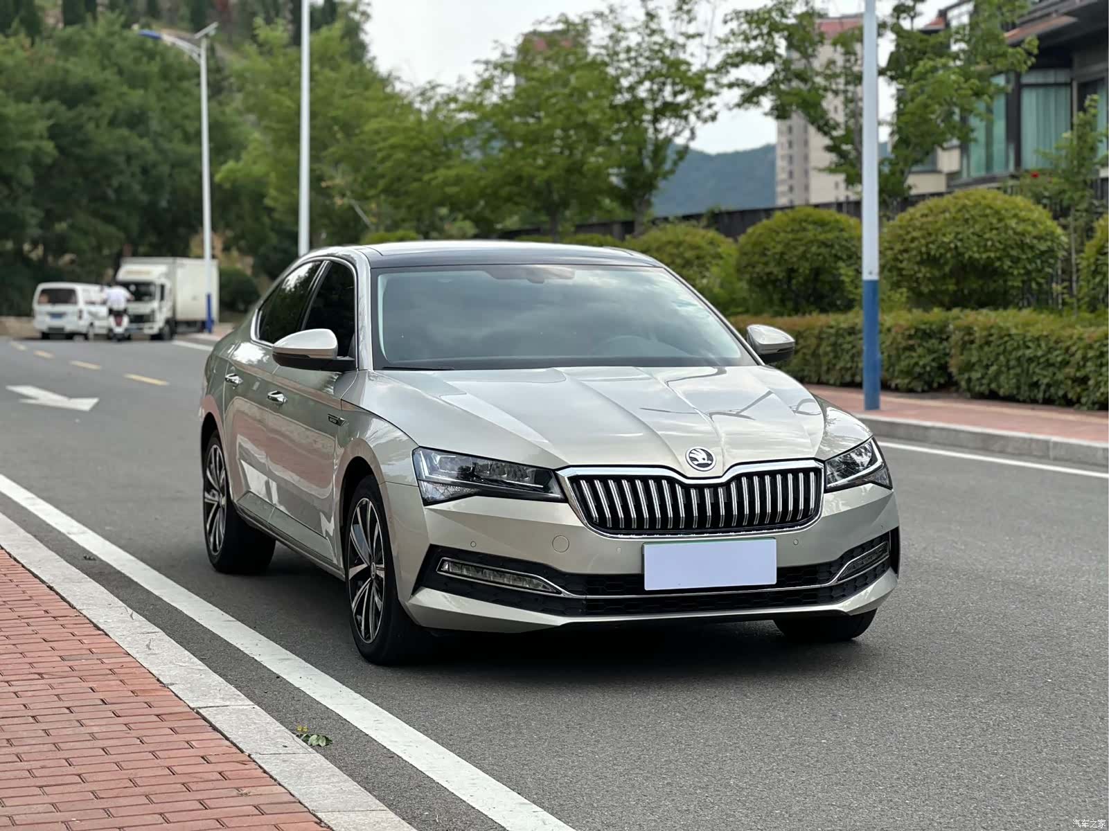 Skoda Superb, 2023 3