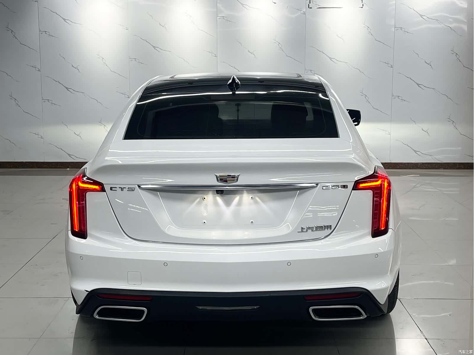 Cadillac CT5, 2021 все фото