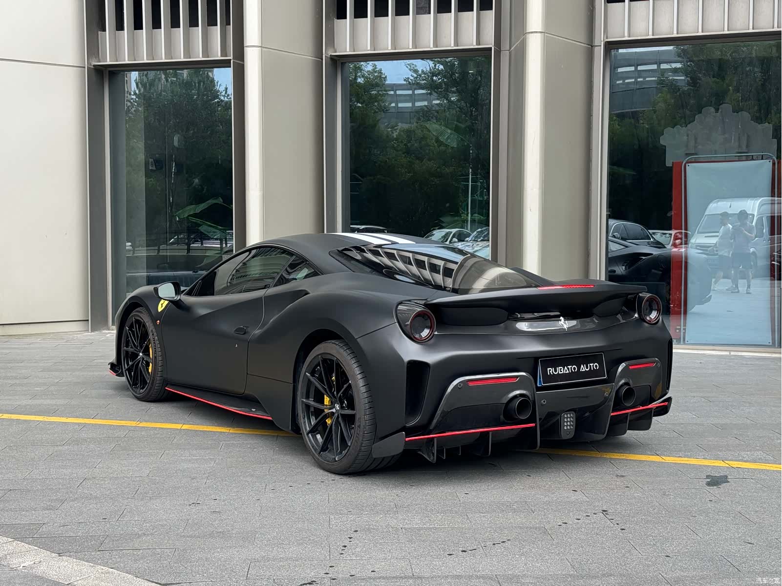 Ferrari 488, 2018 3