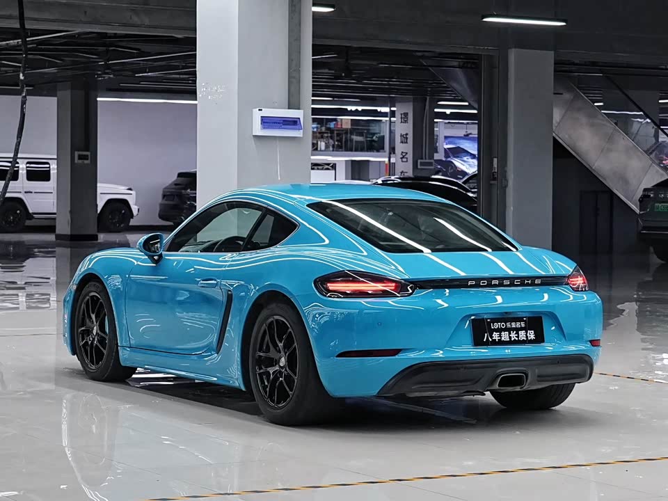 Porsche 718