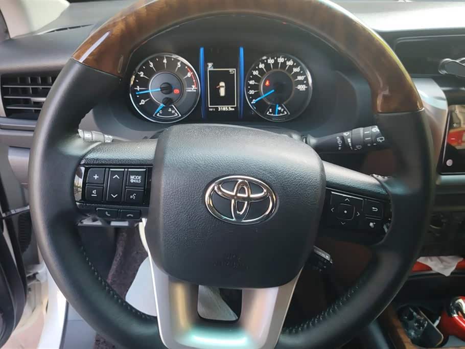Toyota Fortuner