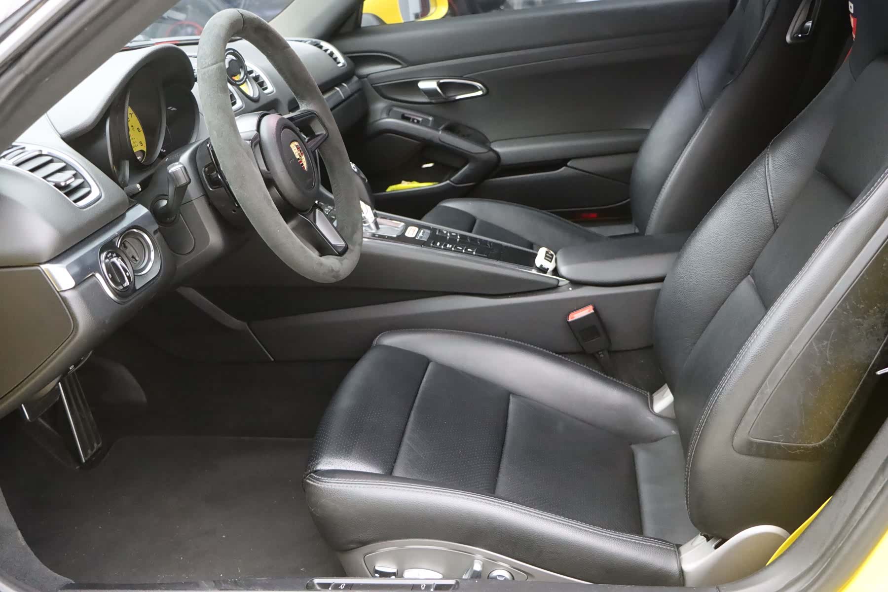 Porsche Cayman, 2015 10