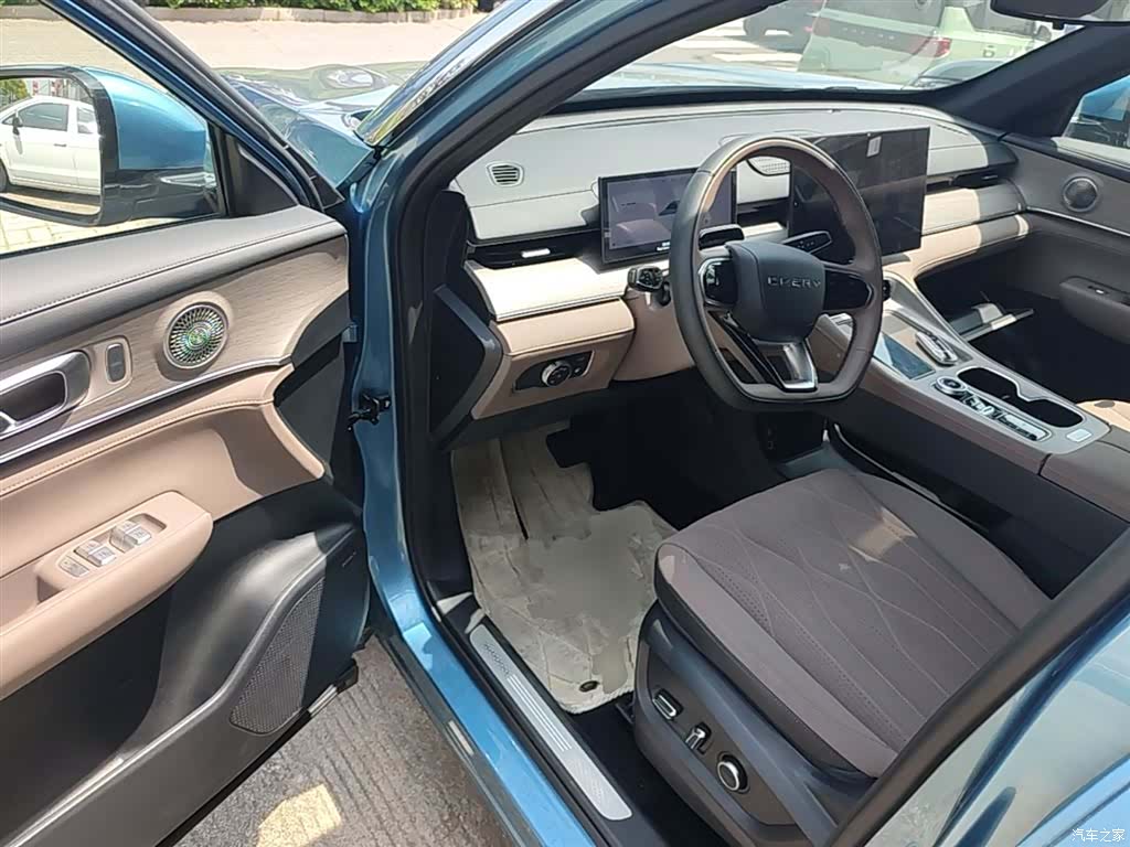 Chery Tiggo 8 Plus, 2025 16