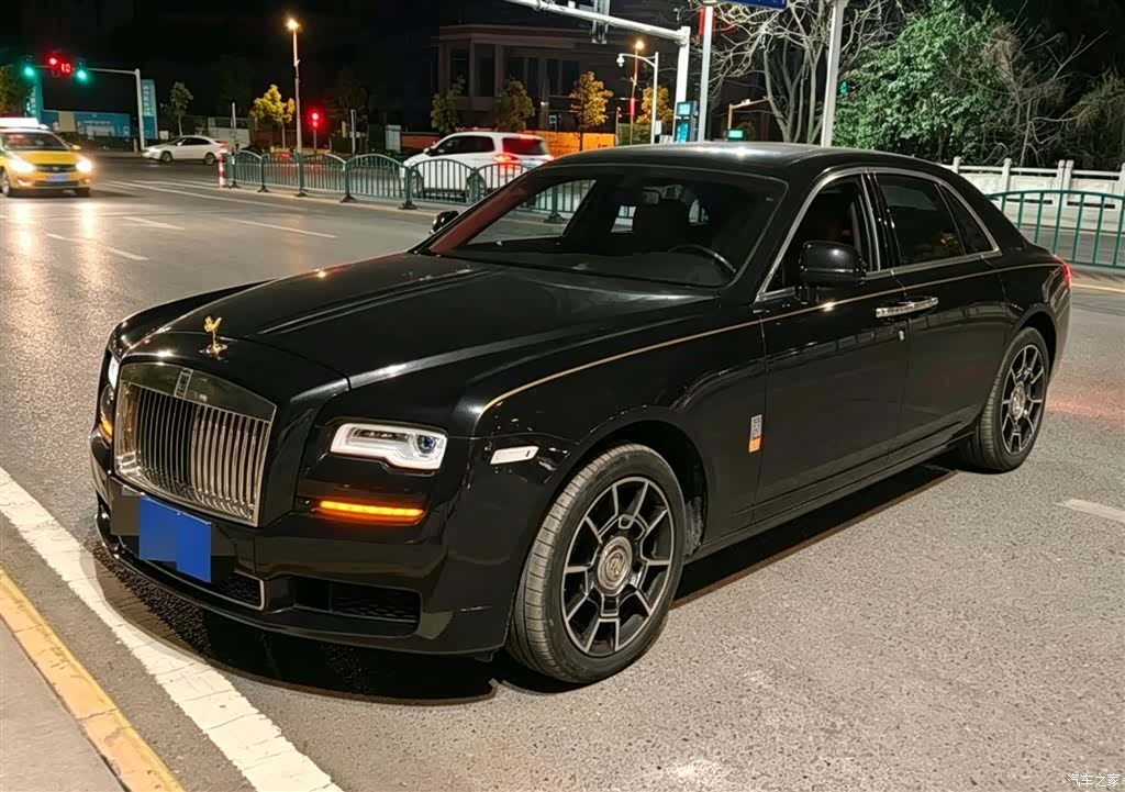 Rolls-Royce Ghost, 2012 1