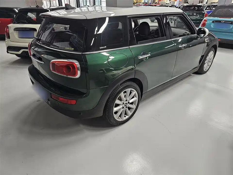 MINI CLUBMAN
